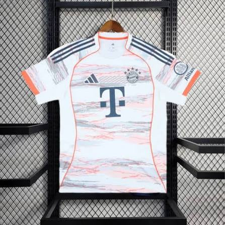 ביירן מינכן חוץ 25/26⚪️